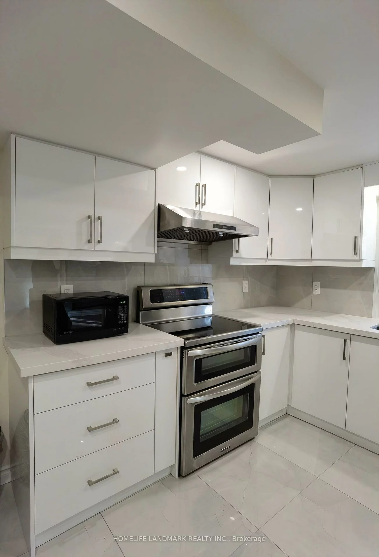 11, Laser, Doncrest, Richmond Hill