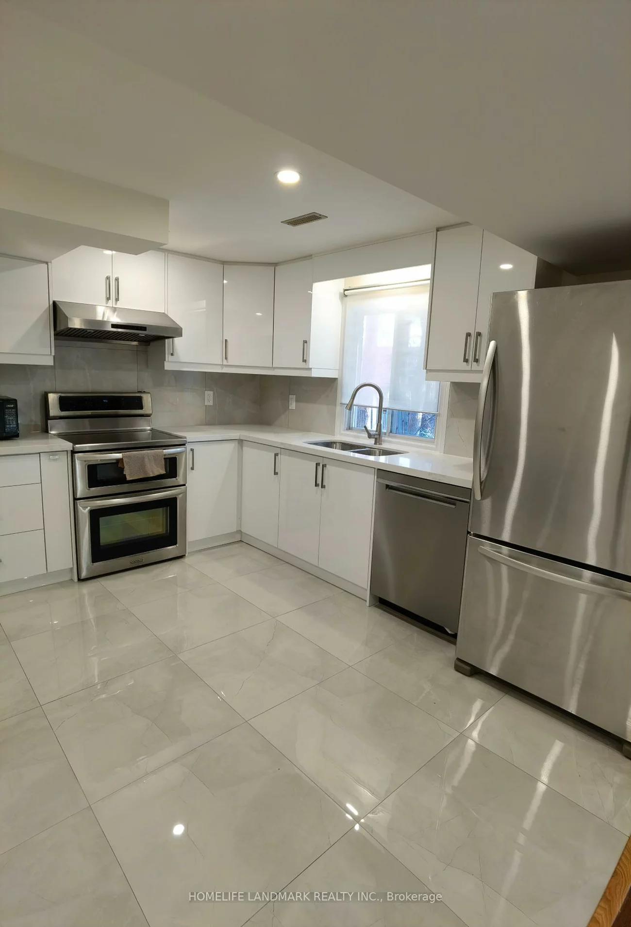 11, Laser, Doncrest, Richmond Hill
