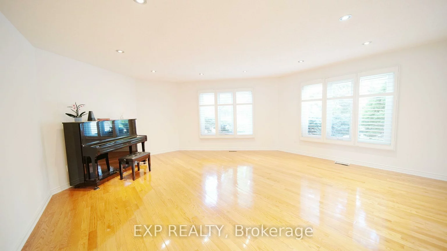 37, Laser, Doncrest, Richmond Hill