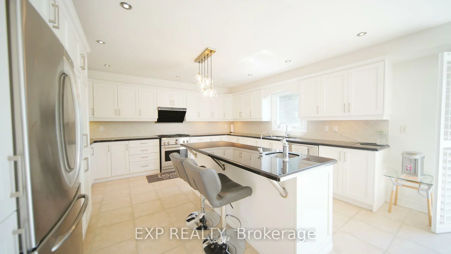 37, Laser, Doncrest, Richmond Hill