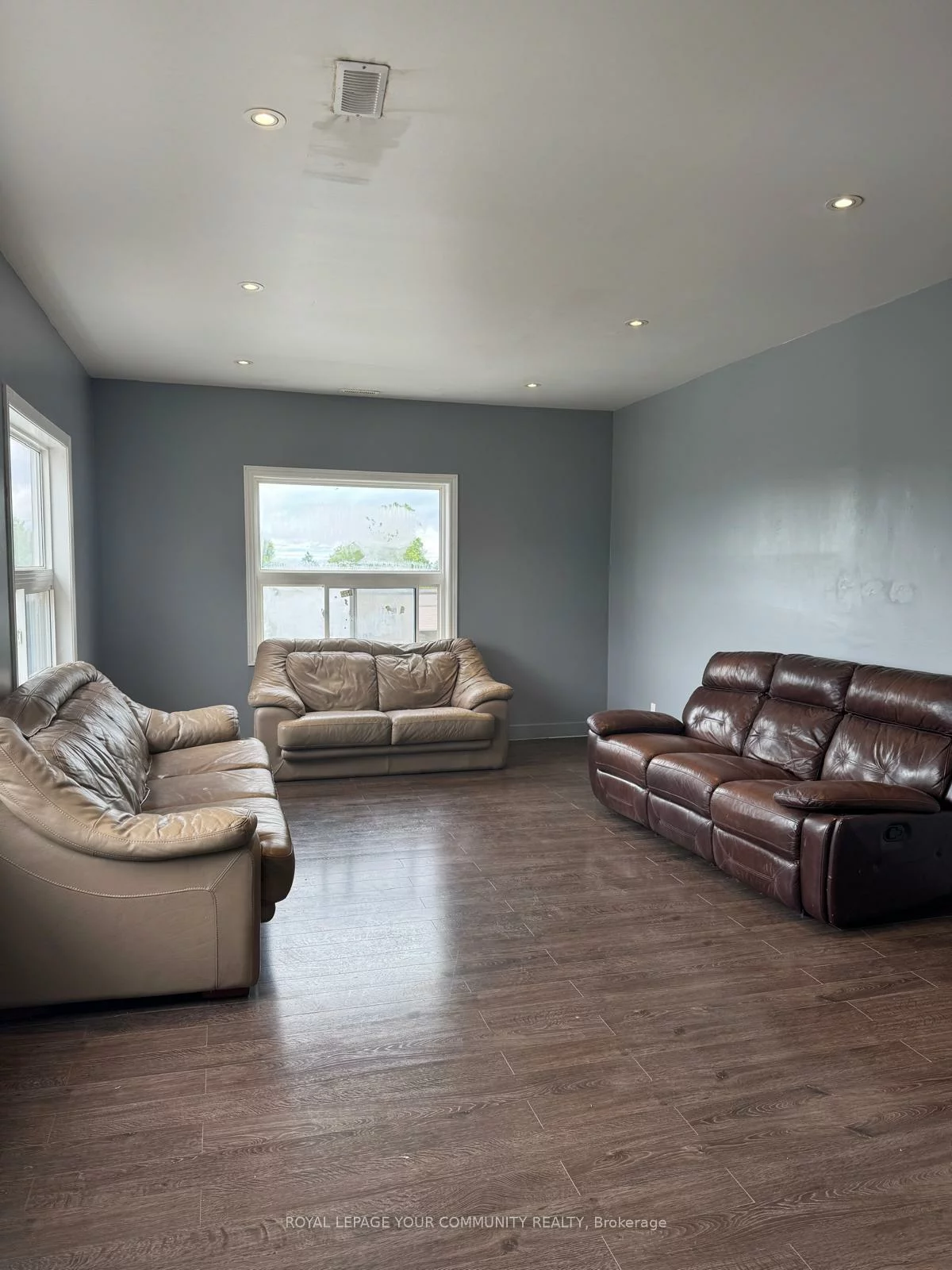 10149, Yonge, Crosby, Richmond Hill
