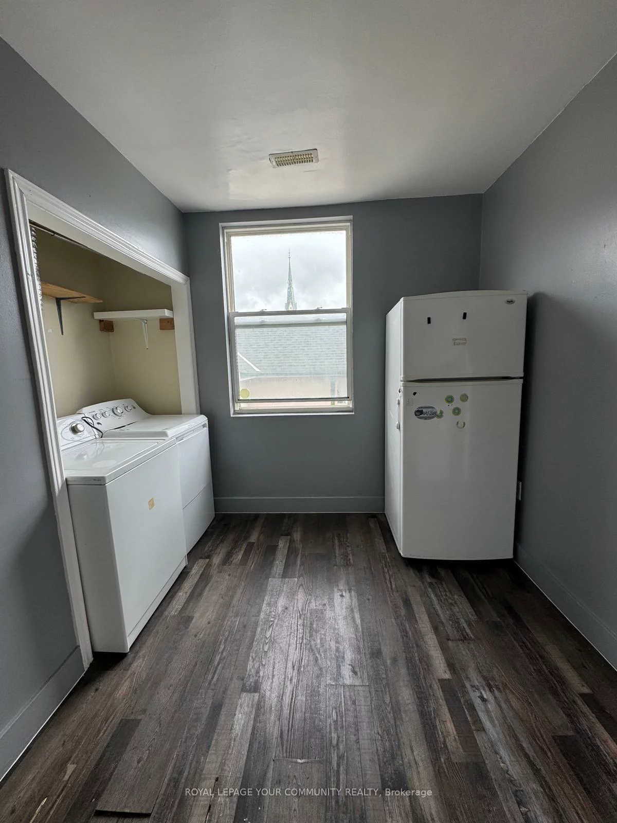 10149, Yonge, Crosby, Richmond Hill