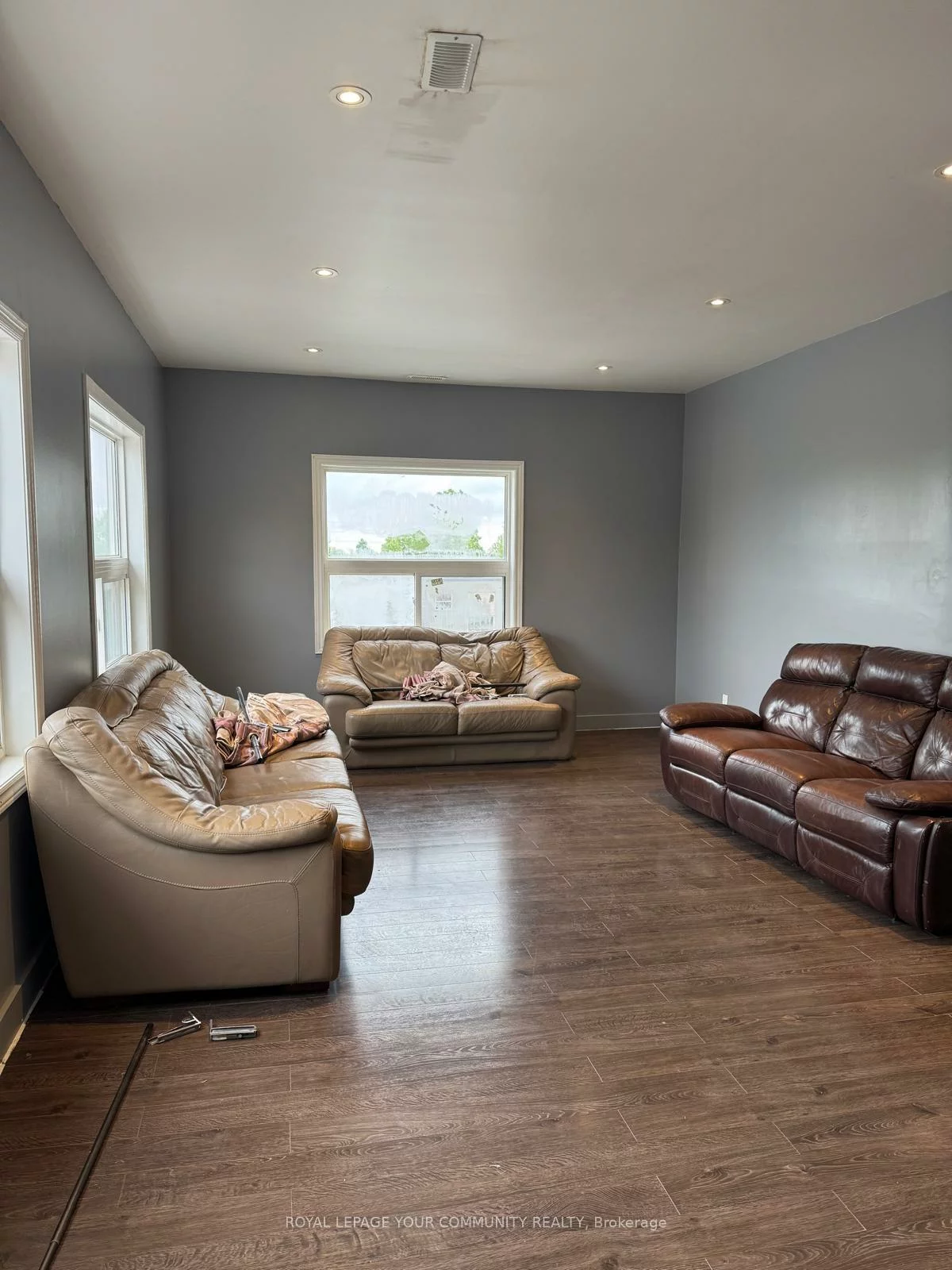 10149, Yonge, Crosby, Richmond Hill