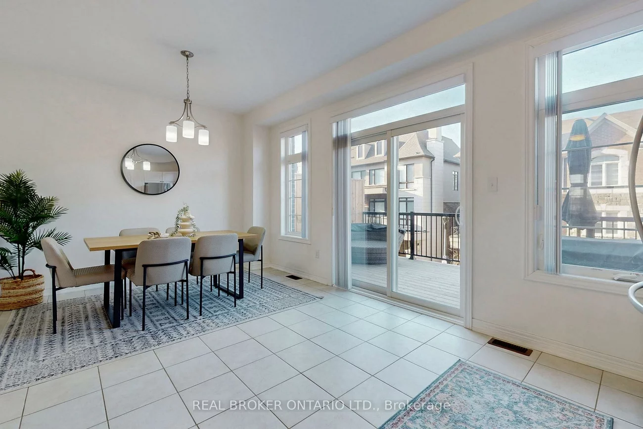 294, King, Oak Ridges, Richmond Hill