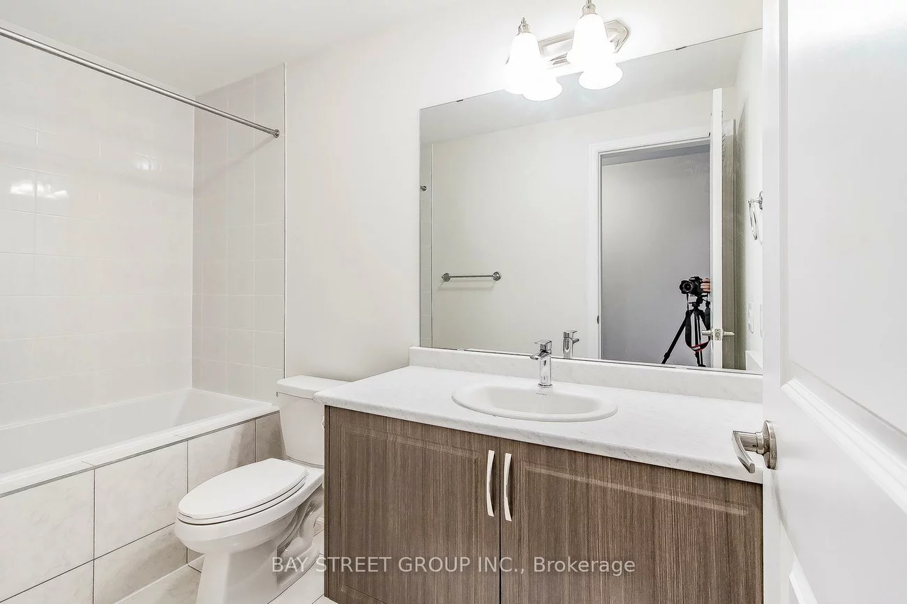 53, Drizzel, Oak Ridges, Richmond Hill