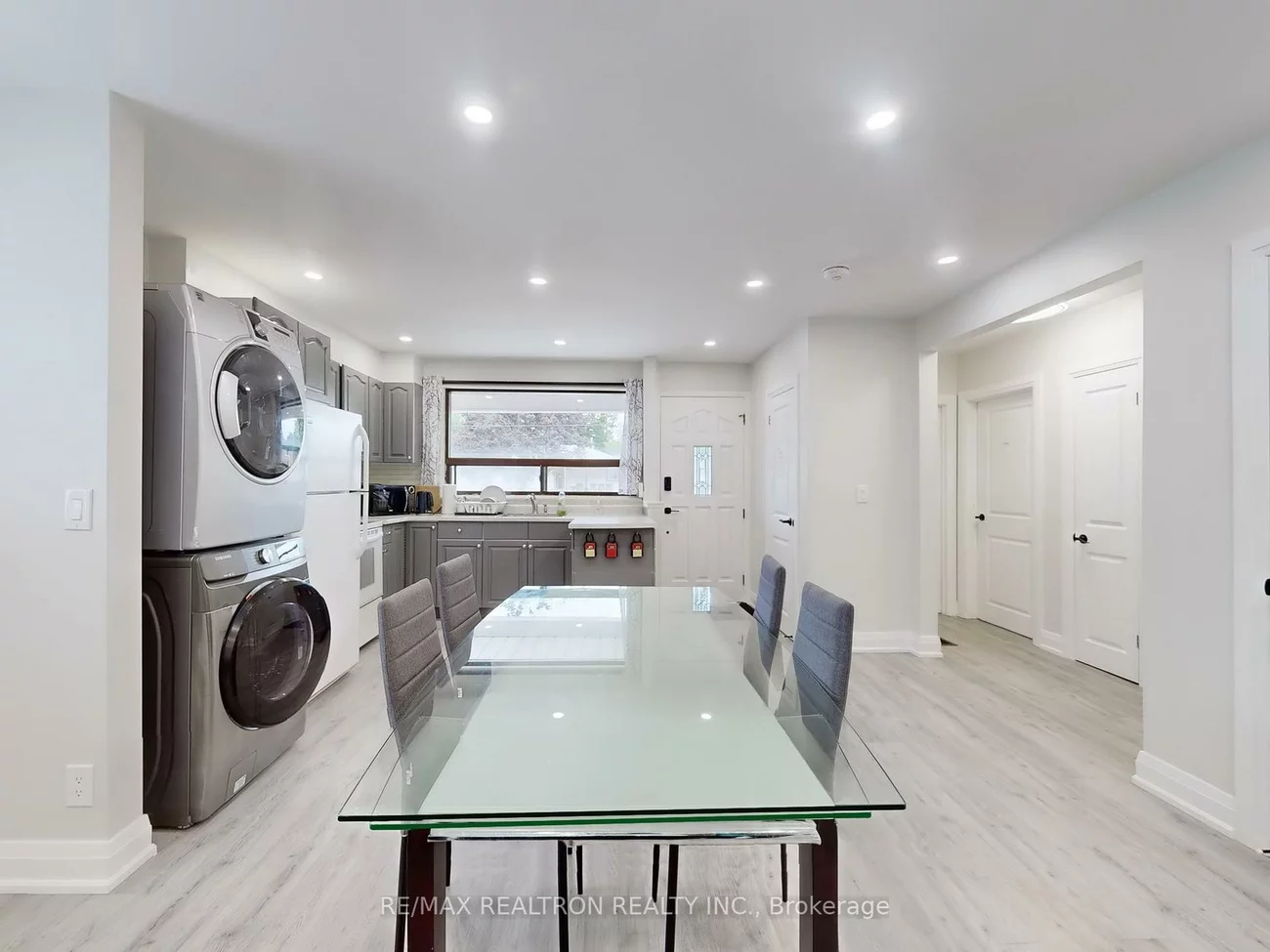 418, Marybay, Crosby, Richmond Hill