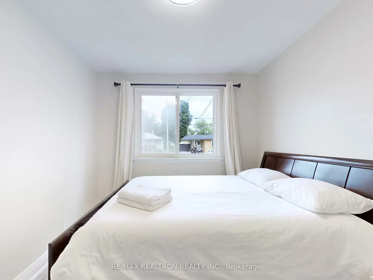 418, Marybay, Crosby, Richmond Hill