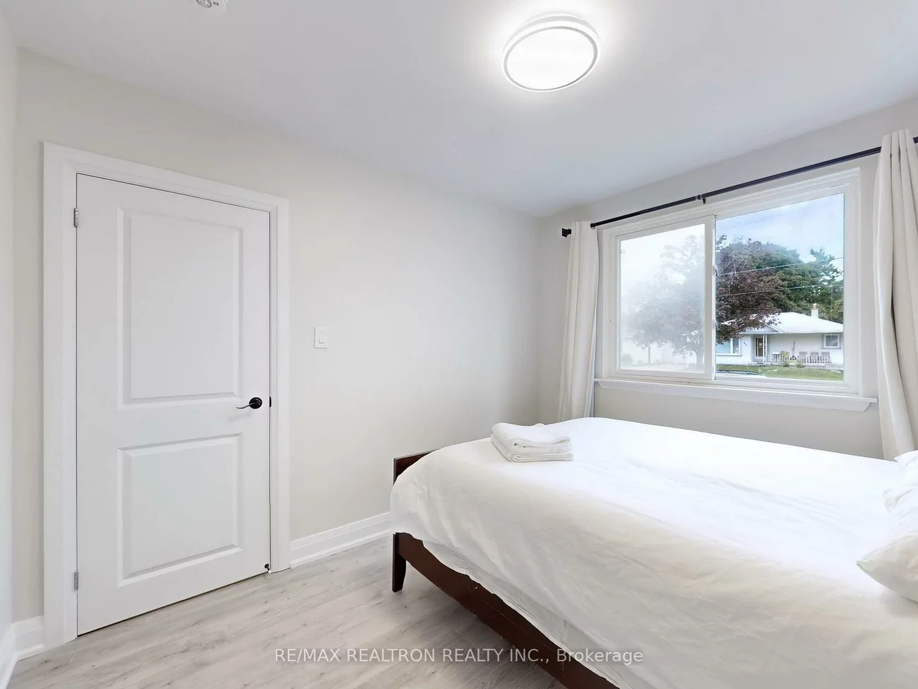 418, Marybay, Crosby, Richmond Hill