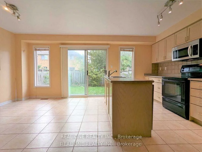 41, Quetico, Langstaff, Richmond Hill