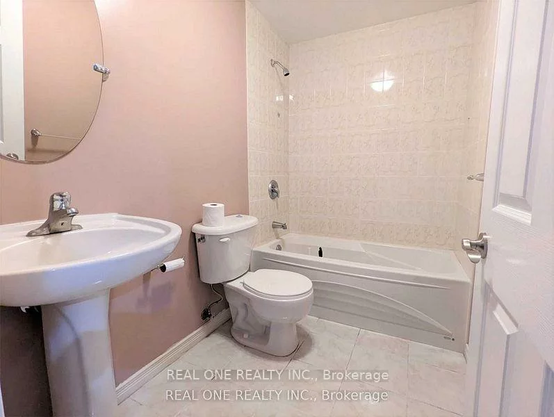 41, Quetico, Langstaff, Richmond Hill