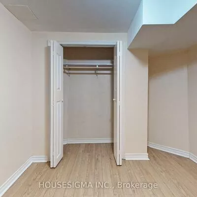 38, Estoril, Observatory, Richmond Hill