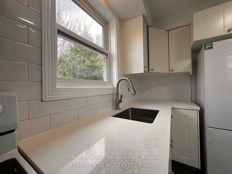 229, Zelda, Crosby, Richmond Hill