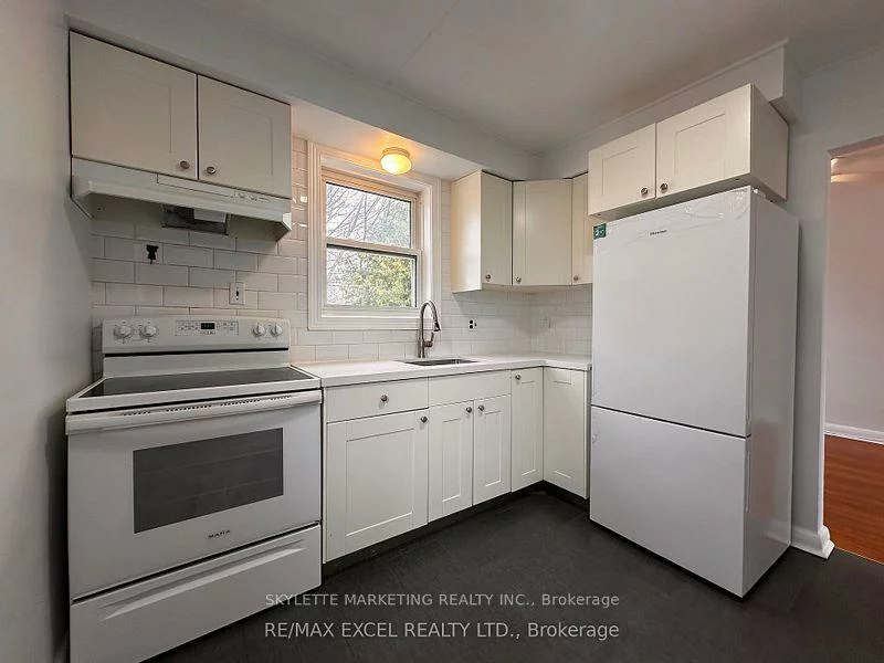 229, Zelda, Crosby, Richmond Hill