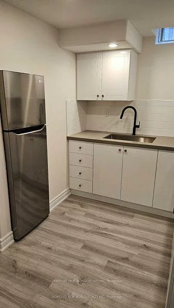 11, Peninsula, Rouge Woods, Richmond Hill