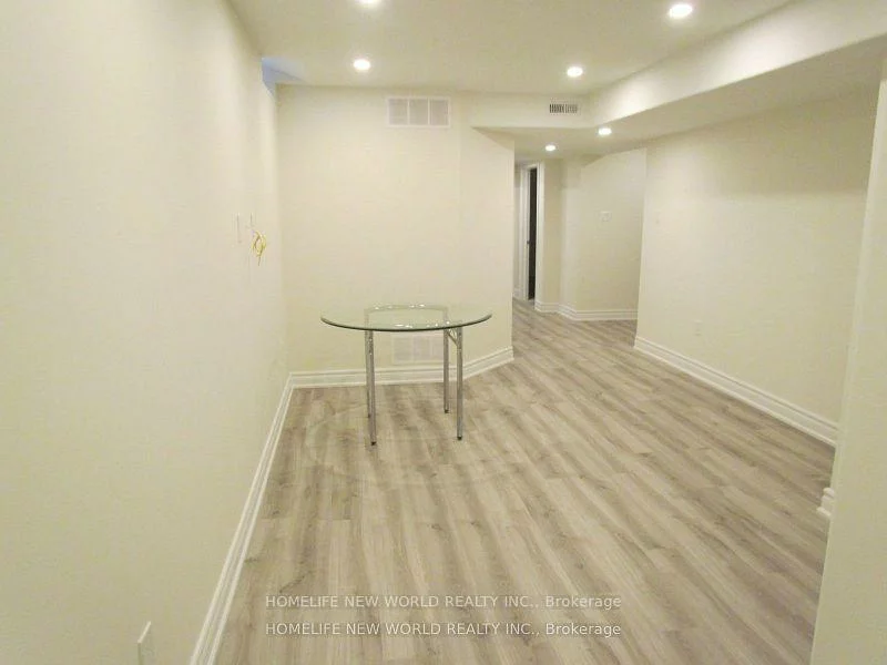 11, Peninsula, Rouge Woods, Richmond Hill