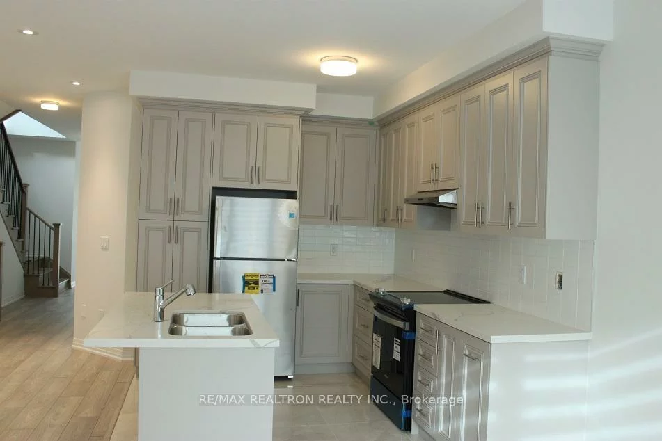 125, Schmeltzer, Rural Richmond Hill, Richmond Hill