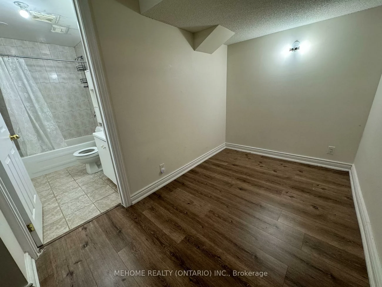 33, Camellia, Langstaff, Richmond Hill
