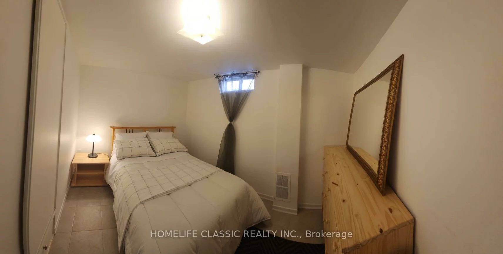 27, Catalina, Rouge Woods, Richmond Hill