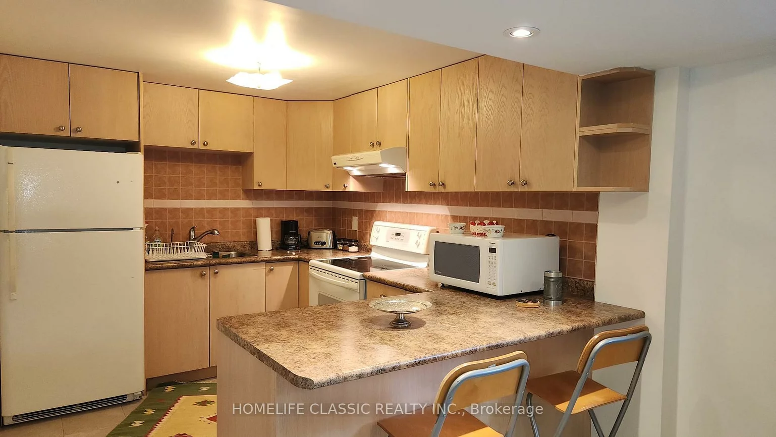 27, Catalina, Rouge Woods, Richmond Hill