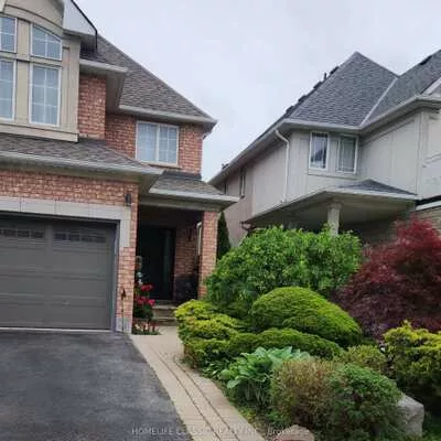 27, Catalina, Rouge Woods, Richmond Hill