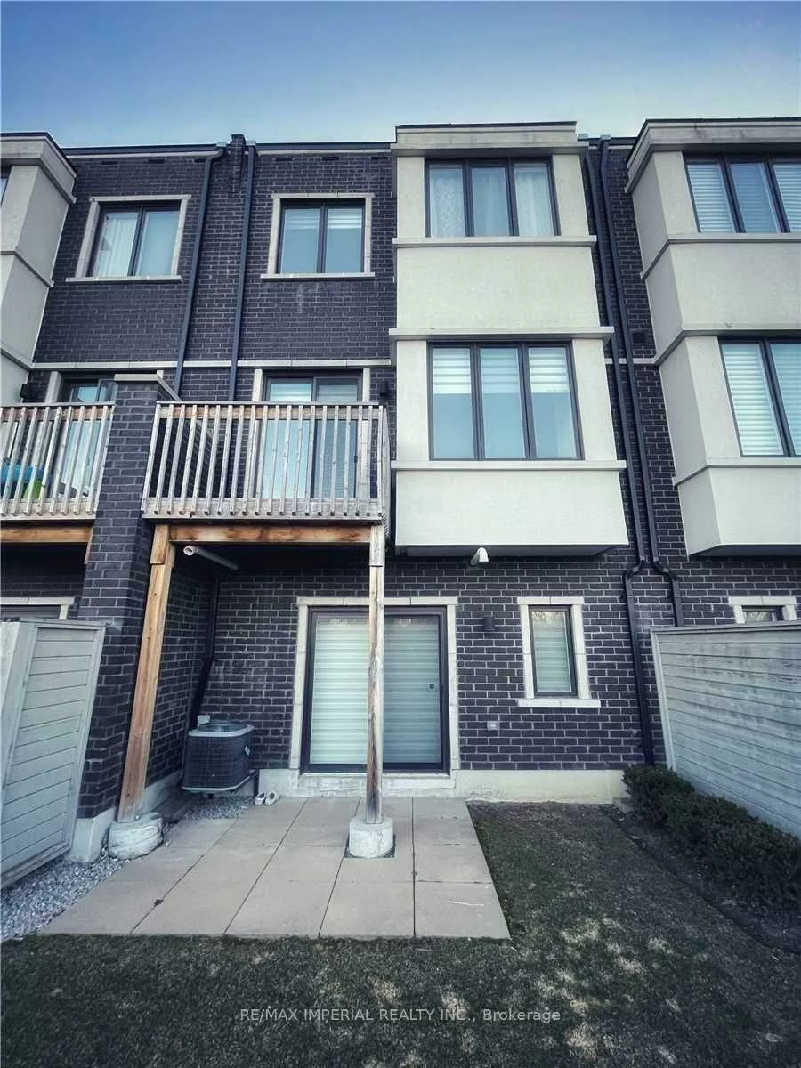 38, Genuine, Doncrest, Richmond Hill