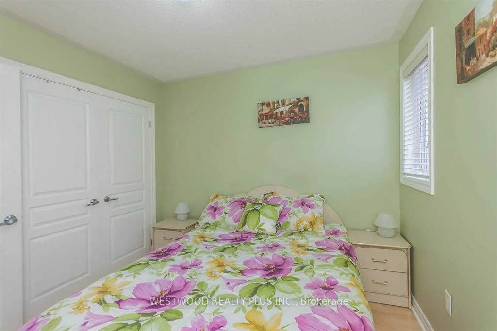 32, Holtby, Oak Ridges, Richmond Hill