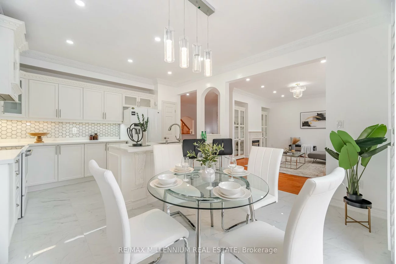 102, Laurier, Oak Ridges, Richmond Hill