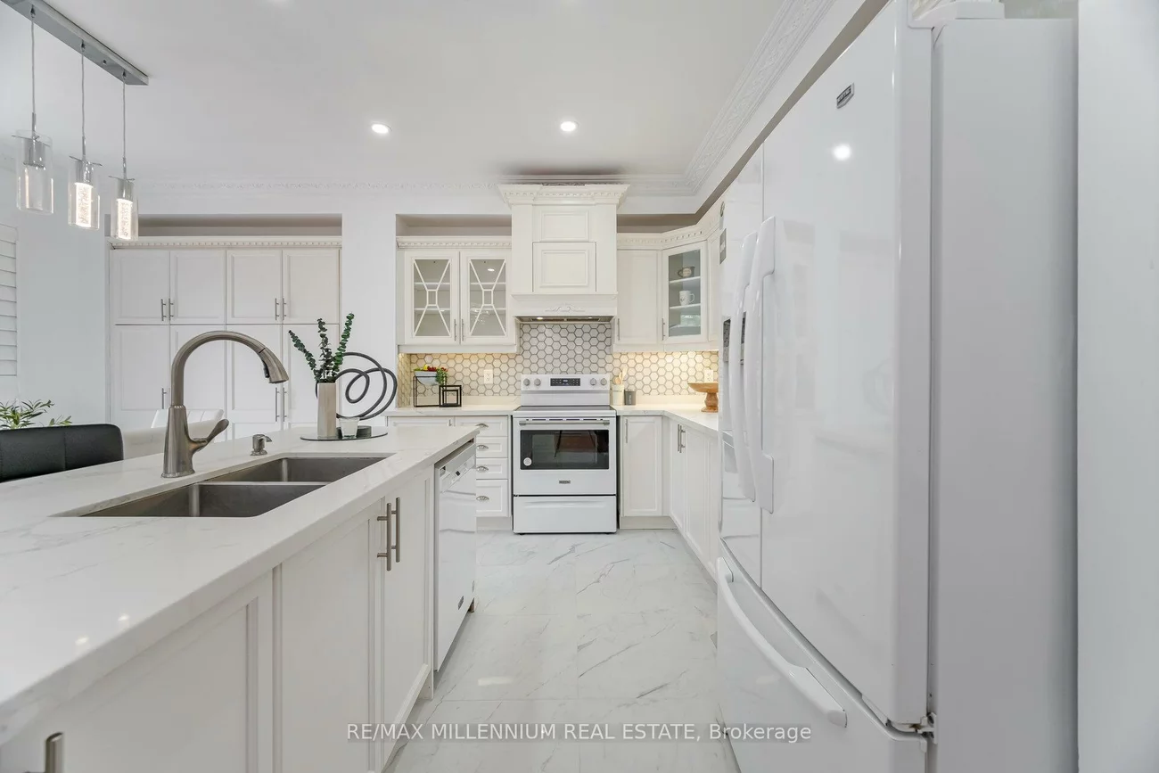 102, Laurier, Oak Ridges, Richmond Hill