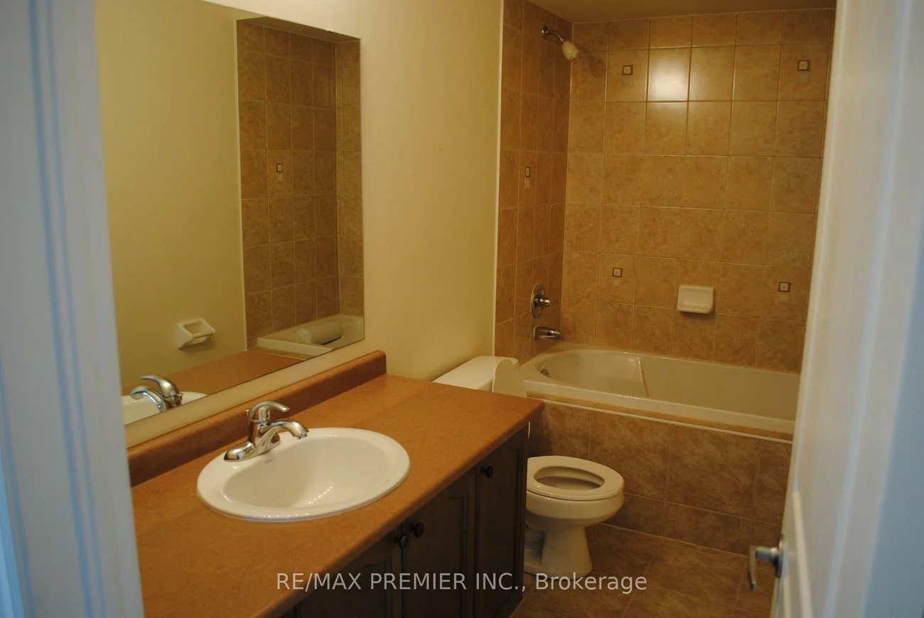 1, Poulias, Oak Ridges, Richmond Hill