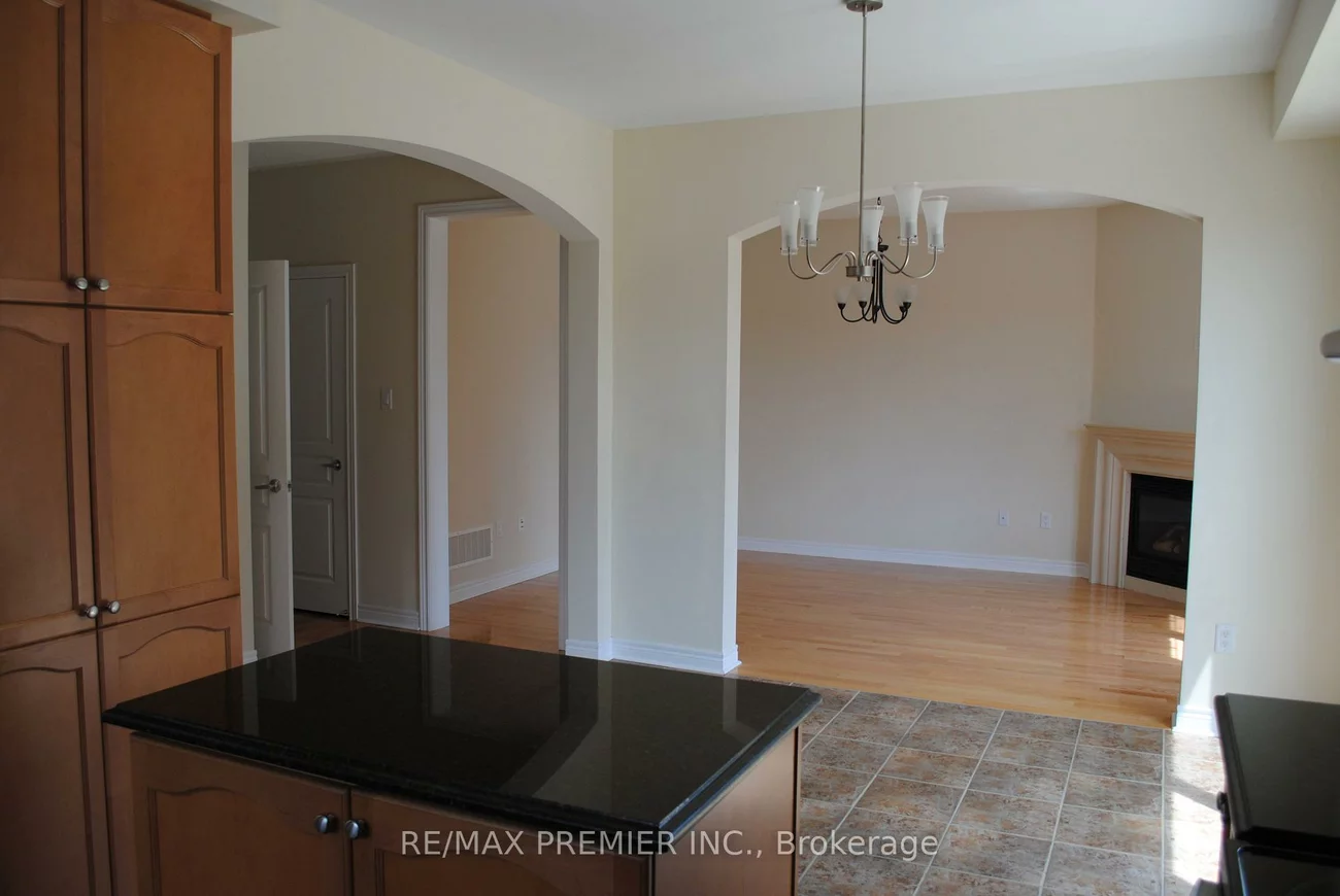 1, Poulias, Oak Ridges, Richmond Hill