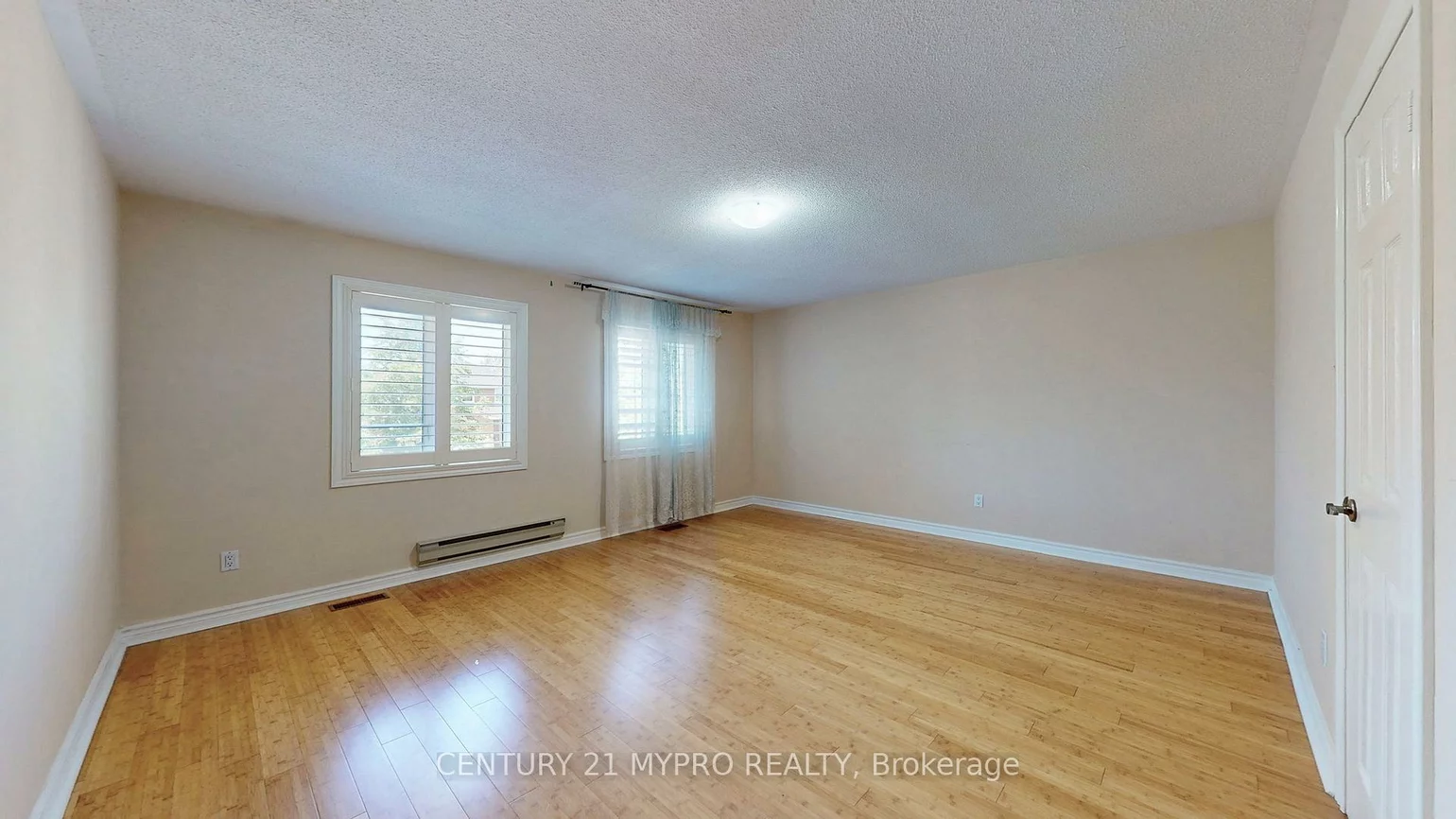1, Brookwood, Devonsleigh, Richmond Hill