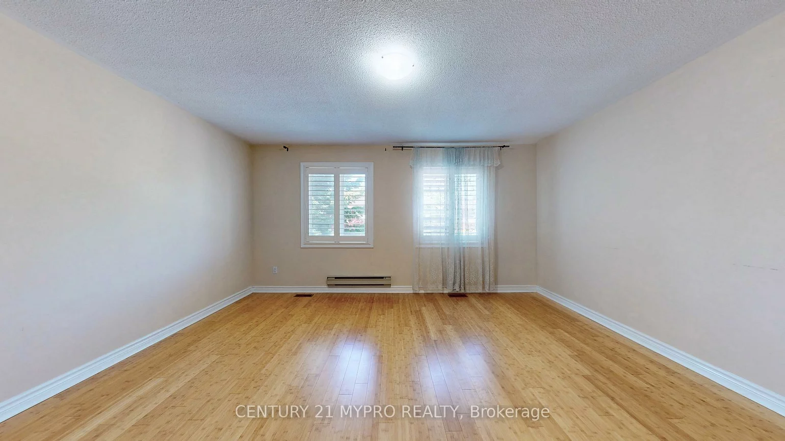 1, Brookwood, Devonsleigh, Richmond Hill