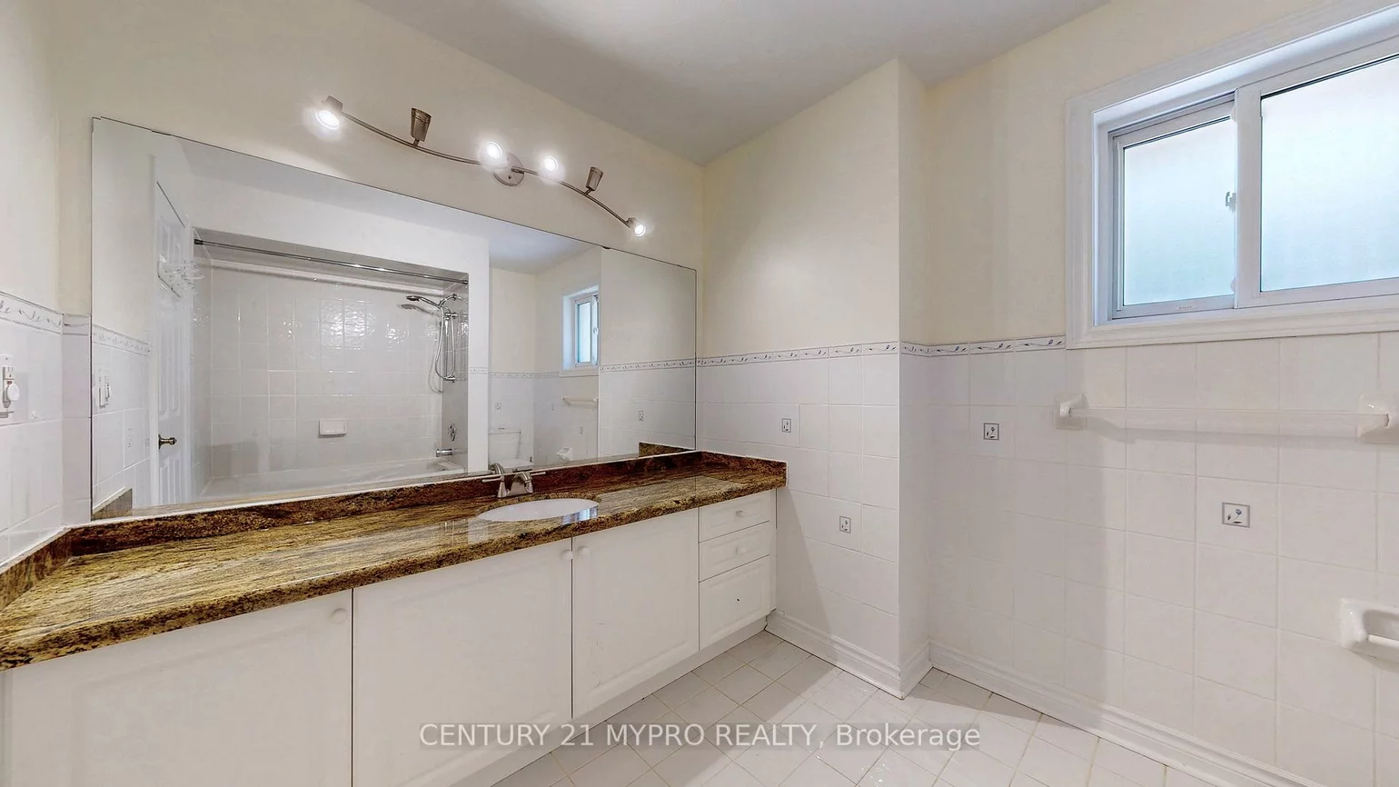 1, Brookwood, Devonsleigh, Richmond Hill