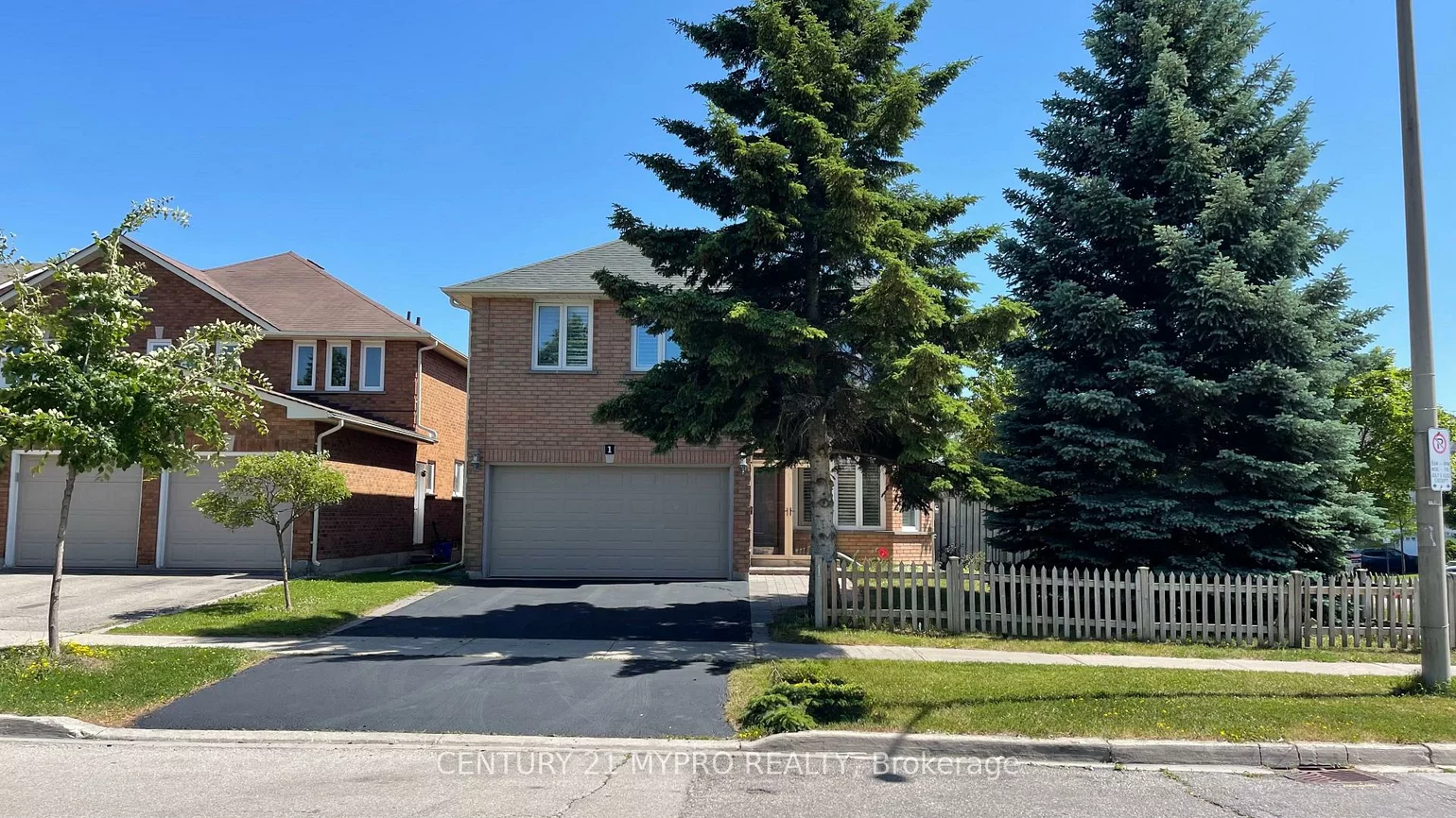 1, Brookwood, Devonsleigh, Richmond Hill
