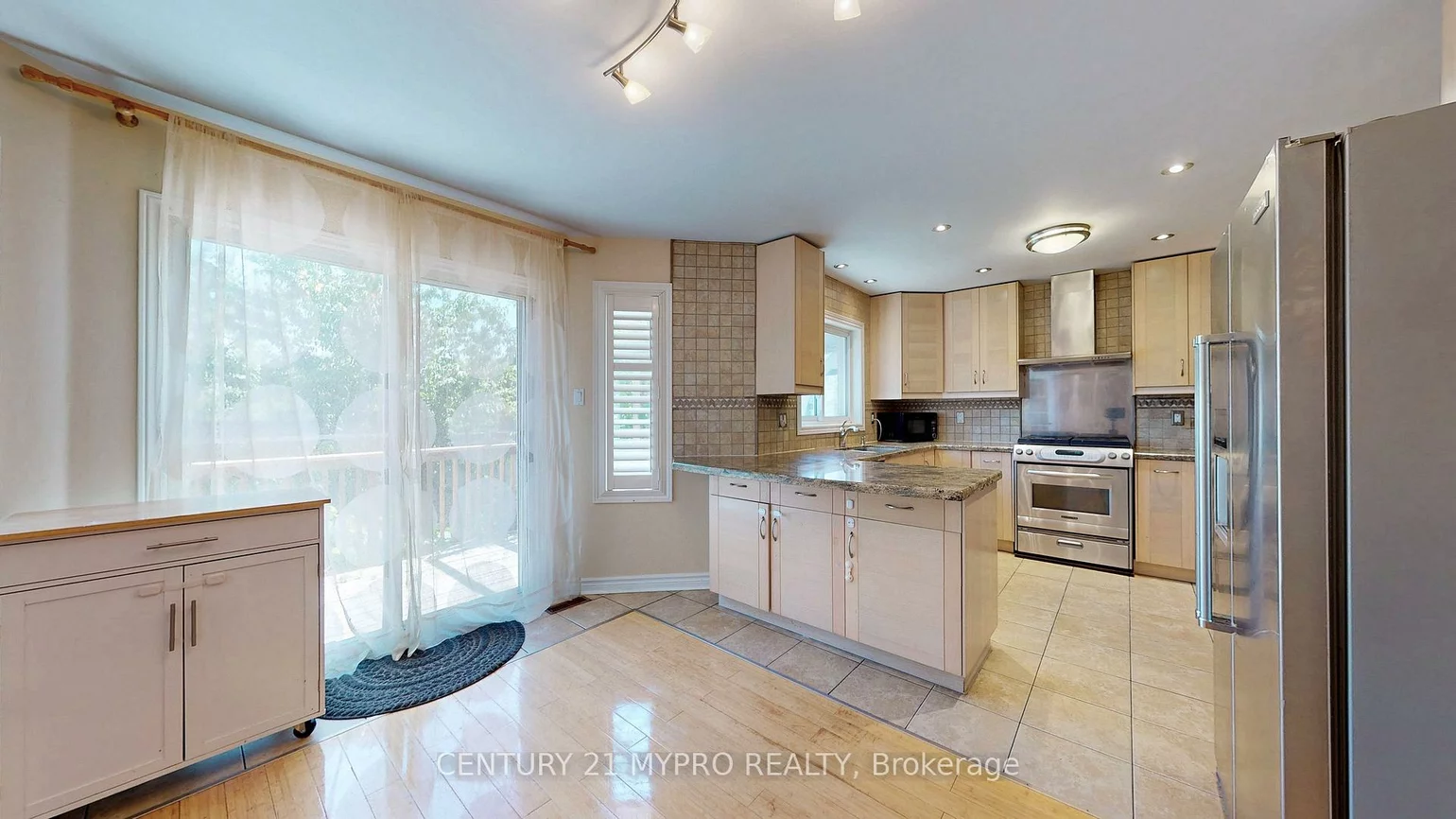 1, Brookwood, Devonsleigh, Richmond Hill
