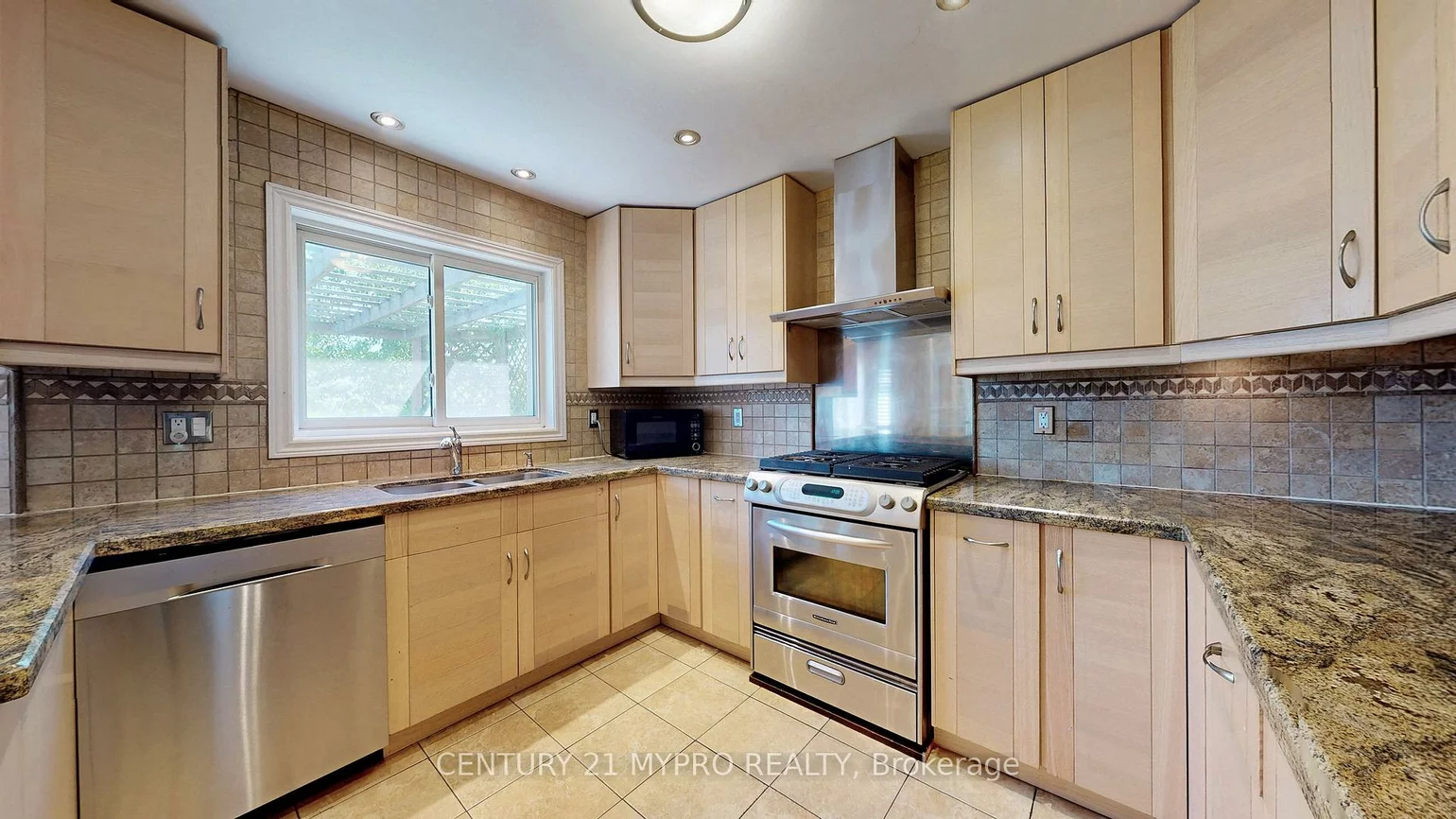 1, Brookwood, Devonsleigh, Richmond Hill