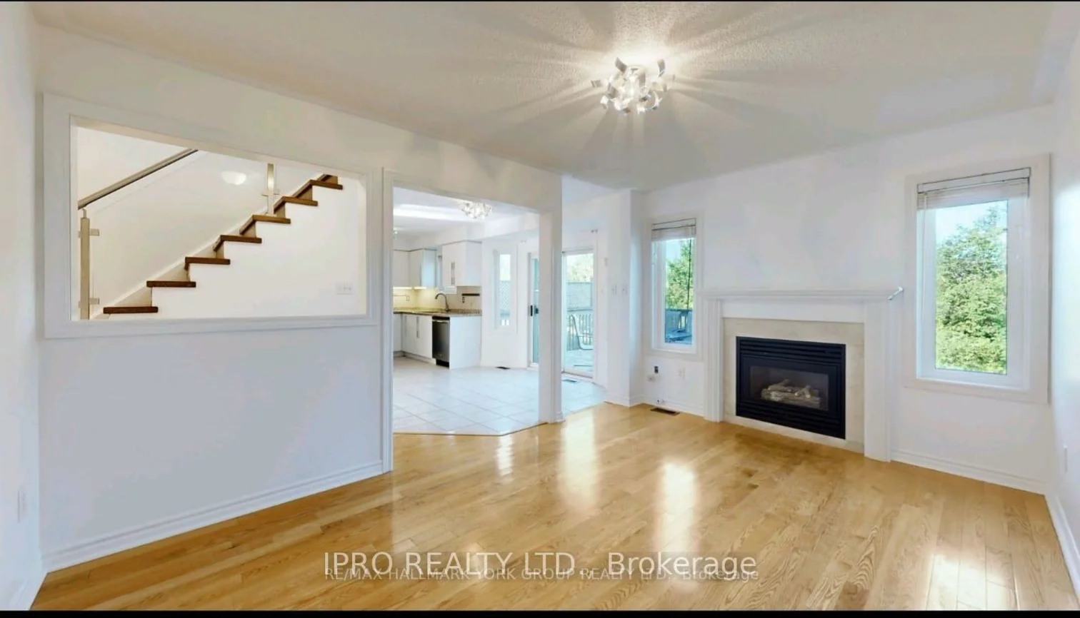 61, Raintree, Oak Ridges, Richmond Hill