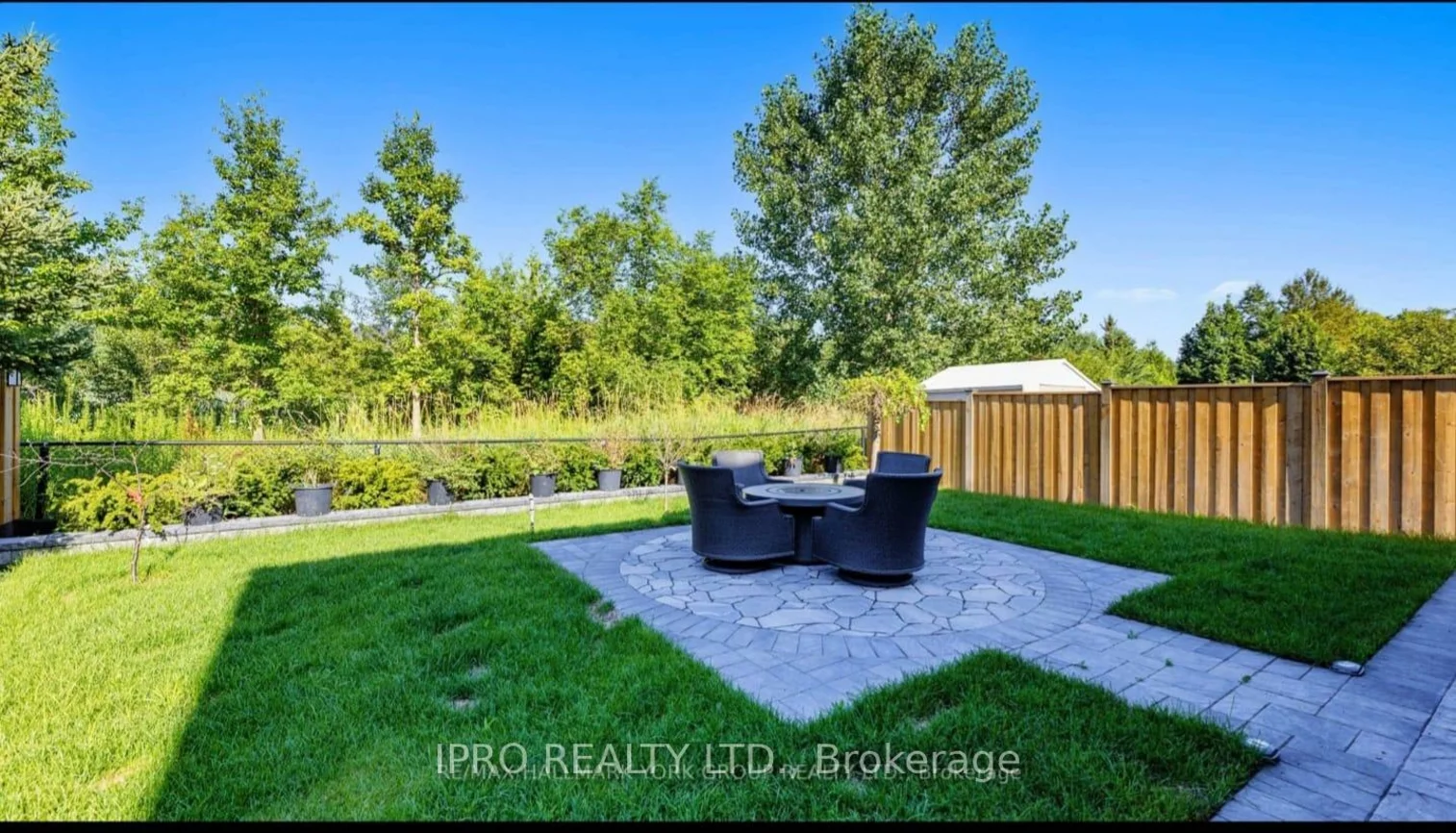 61, Raintree, Oak Ridges, Richmond Hill