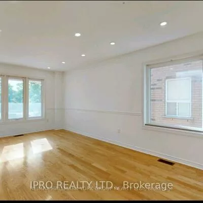 61, Raintree, Oak Ridges, Richmond Hill