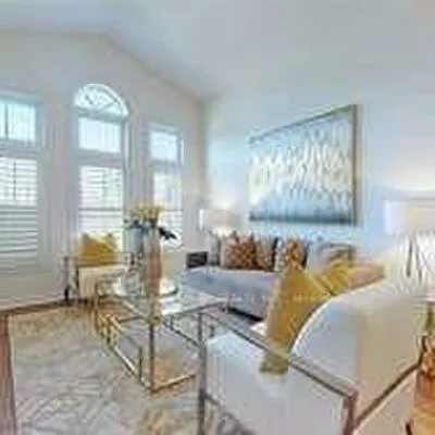 17, Edenbrook, Bayview Hill, Richmond Hill