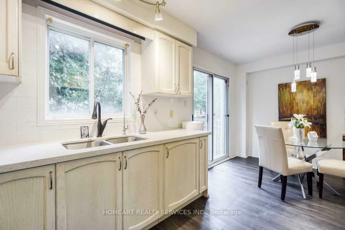 47, Breezeway, Rouge Woods, Richmond Hill
