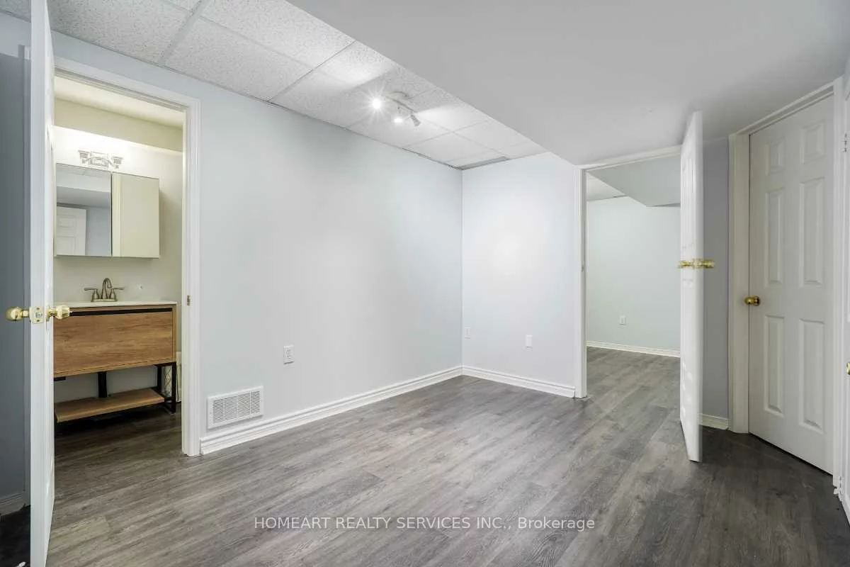 47, Breezeway, Rouge Woods, Richmond Hill