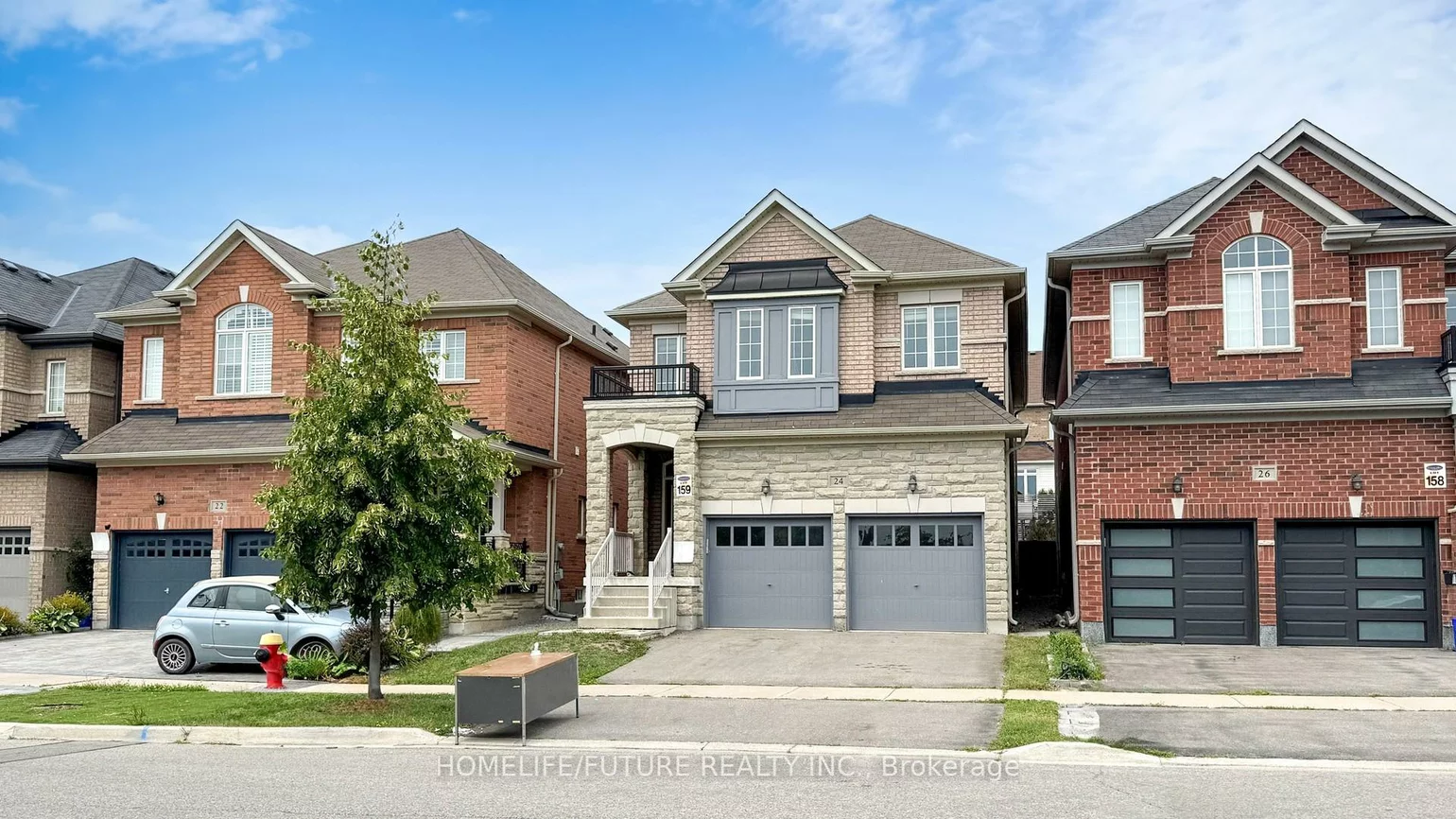 24, Riding Mountain, Jefferson, Richmond Hill