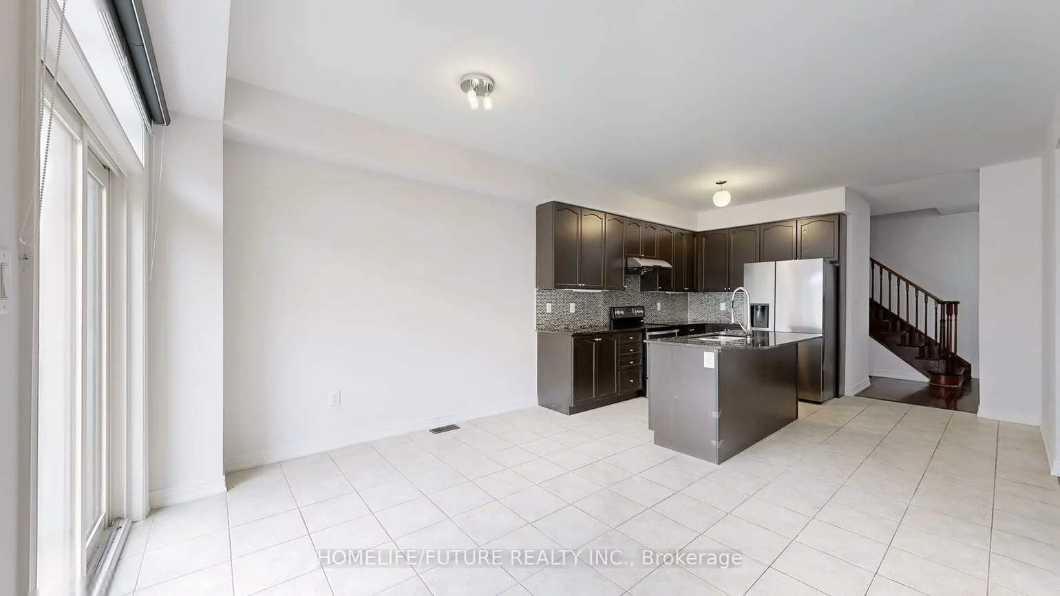 24, Riding Mountain, Jefferson, Richmond Hill