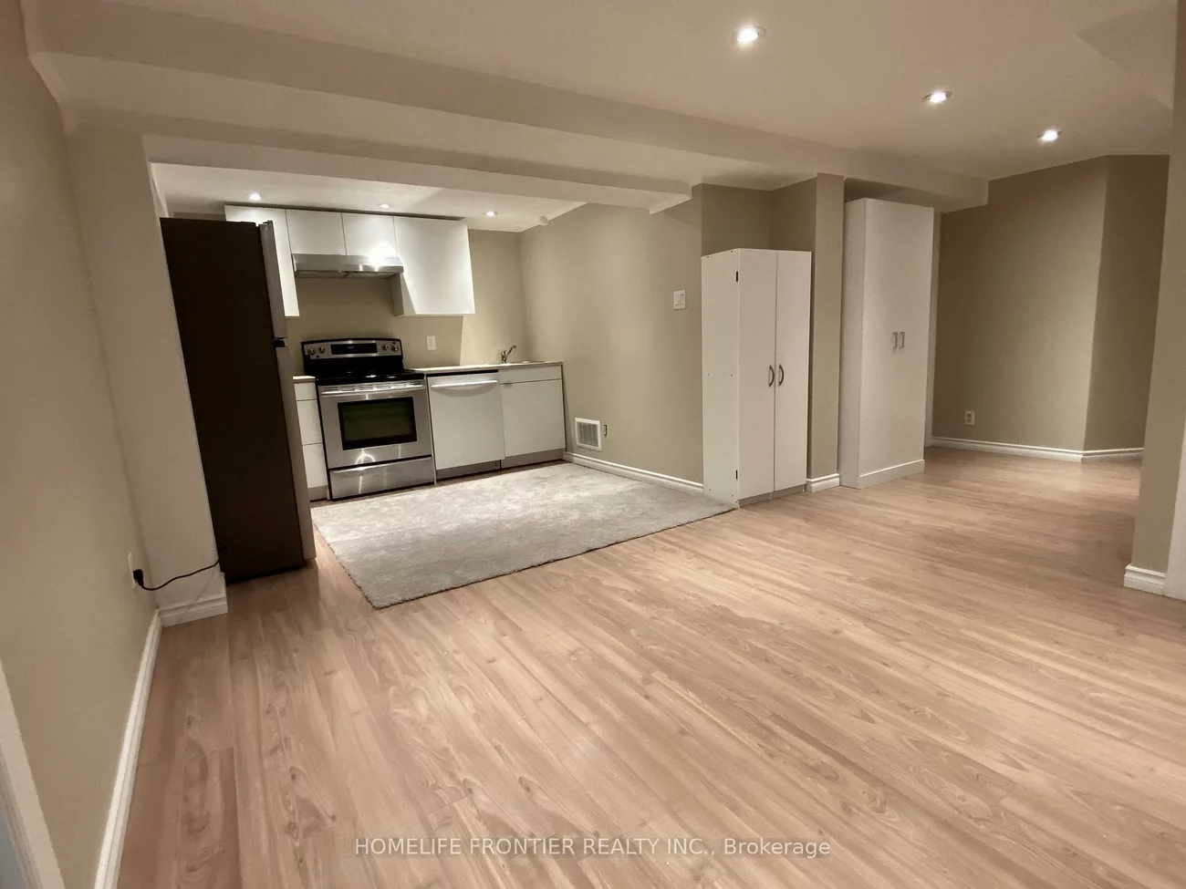 93, Don Head Village, North Richvale, Richmond Hill