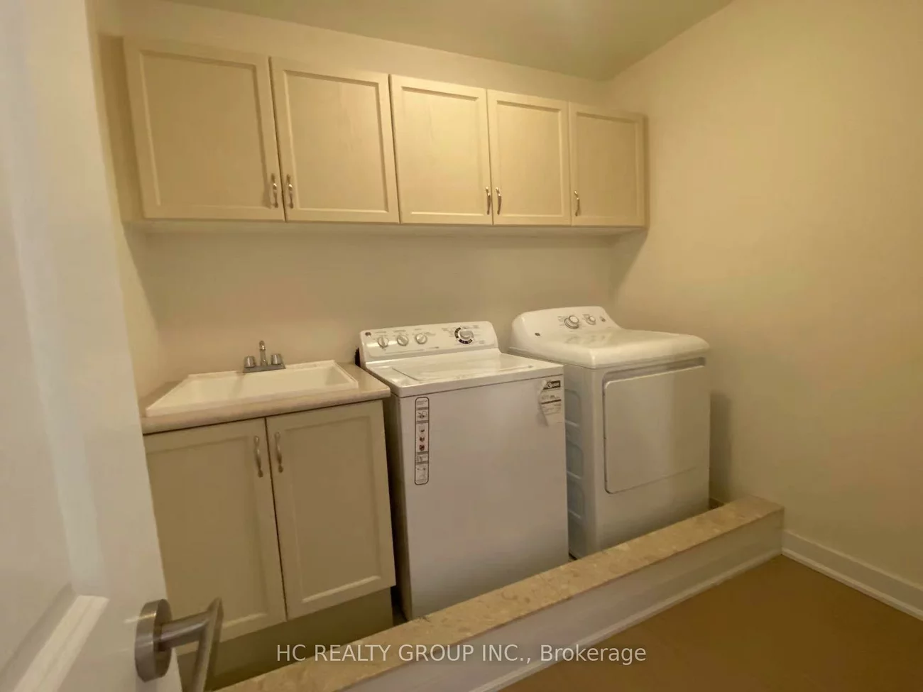 77, Denarius, Oak Ridges, Richmond Hill