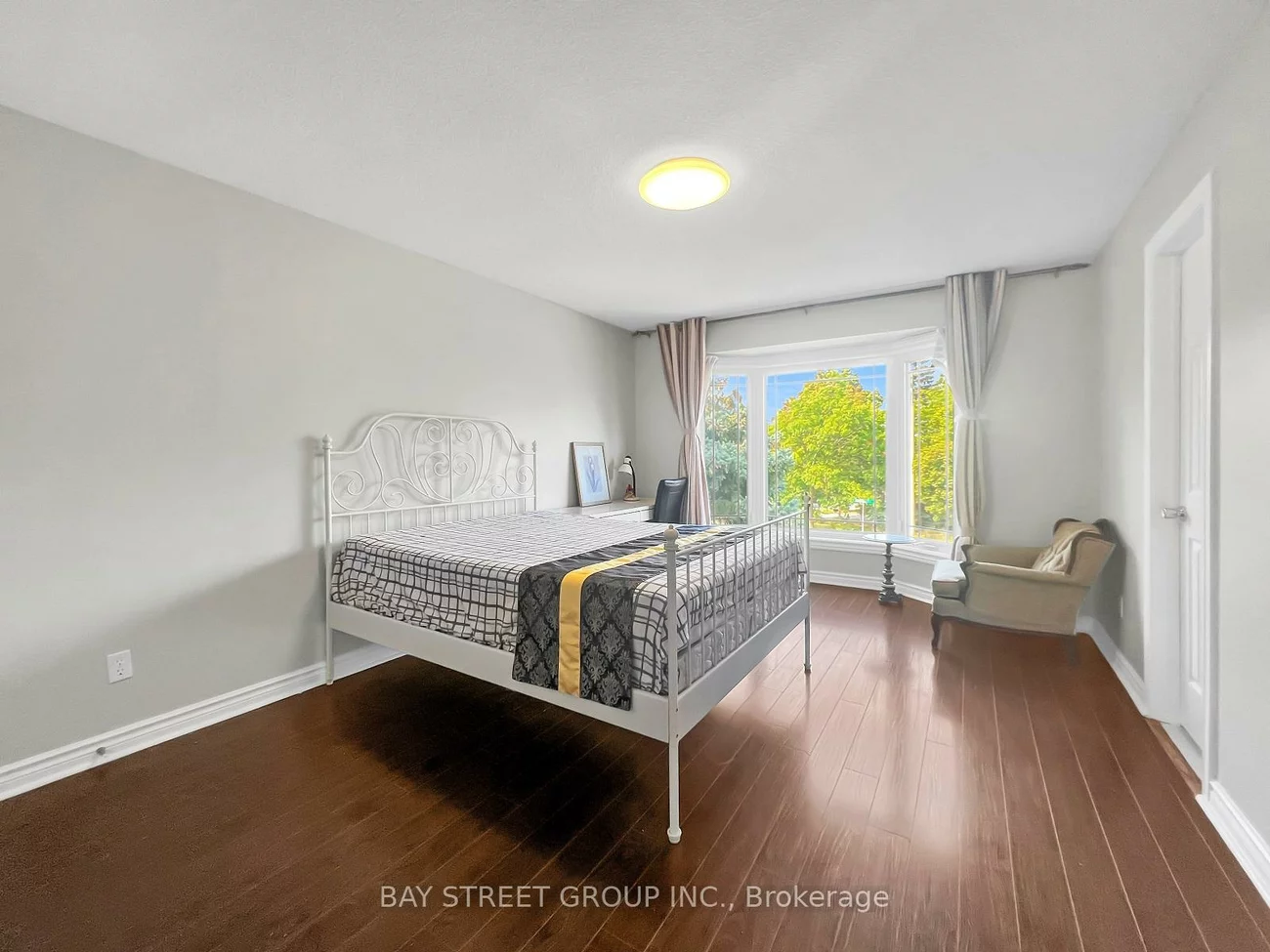 52, Piccadilly, Doncrest, Richmond Hill