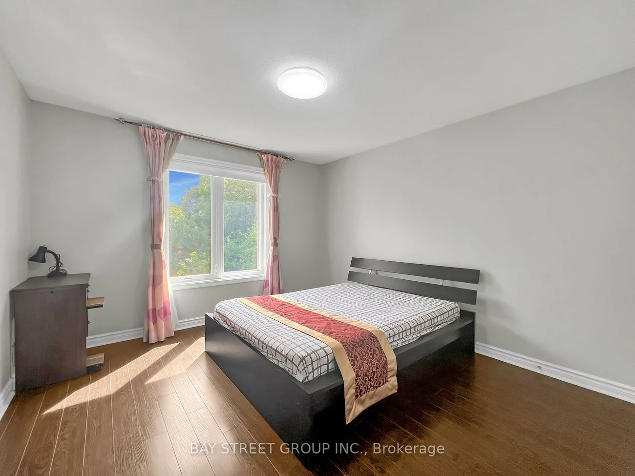 52, Piccadilly, Doncrest, Richmond Hill