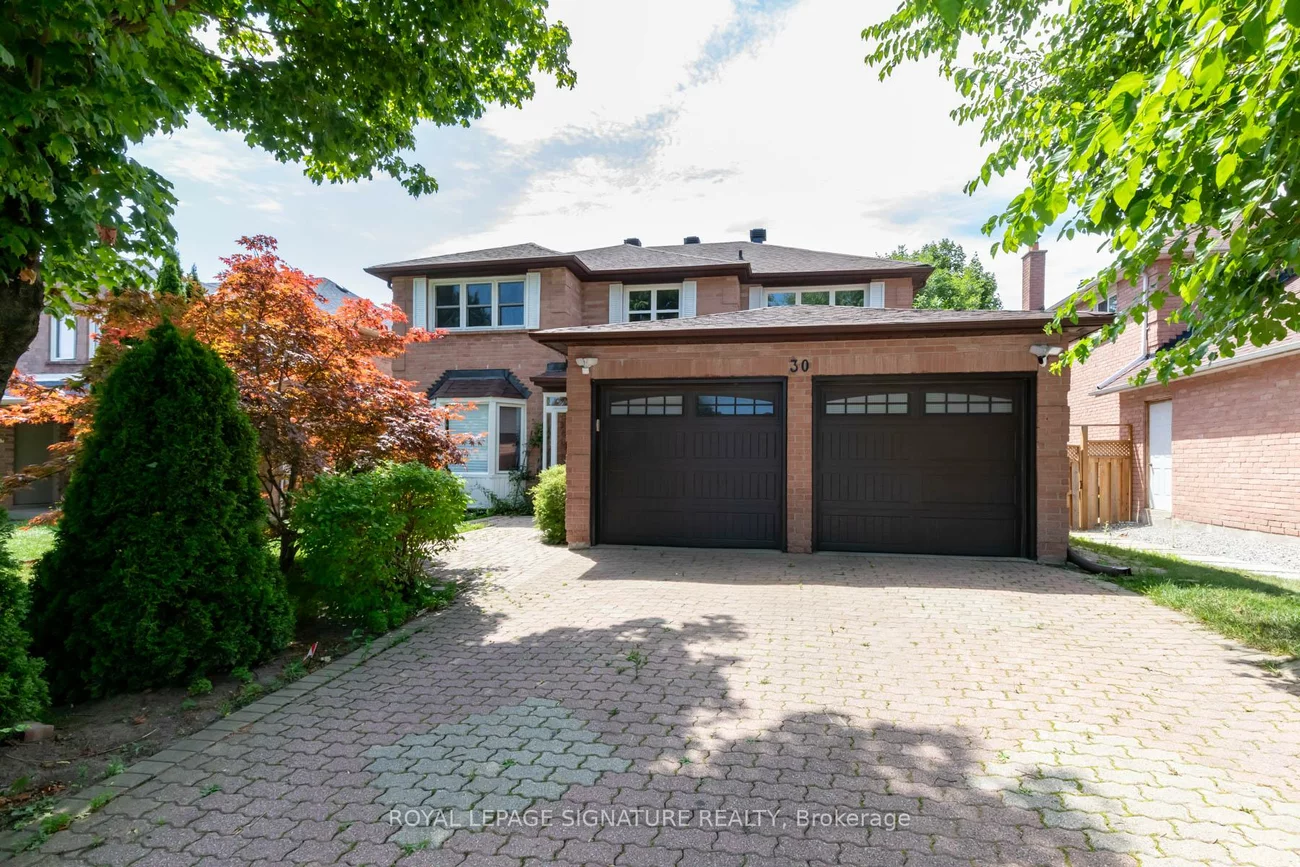 30, Larratt, Westbrook, Richmond Hill