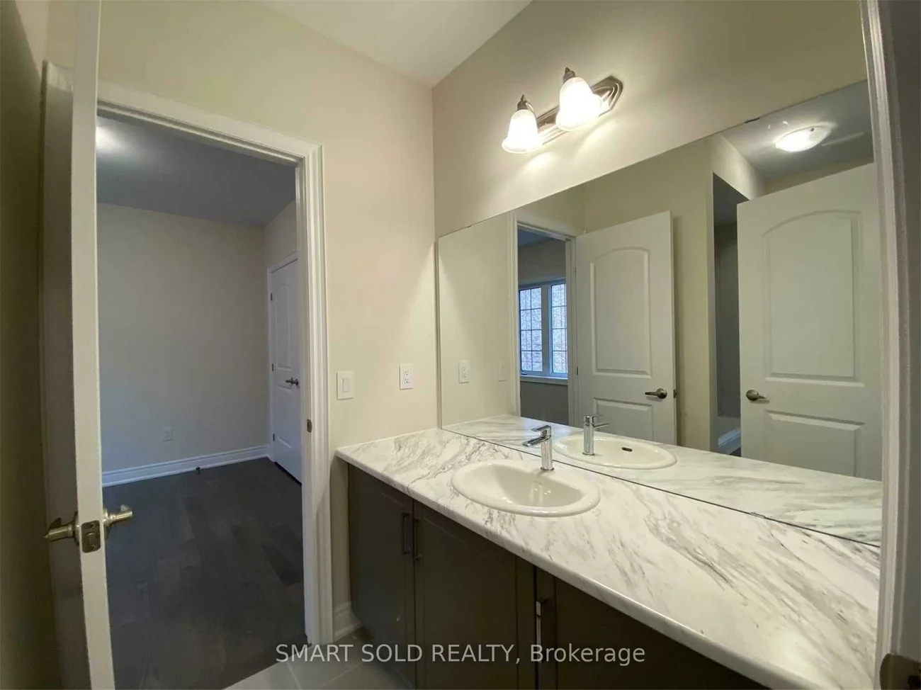 30, Menotti, Oak Ridges, Richmond Hill